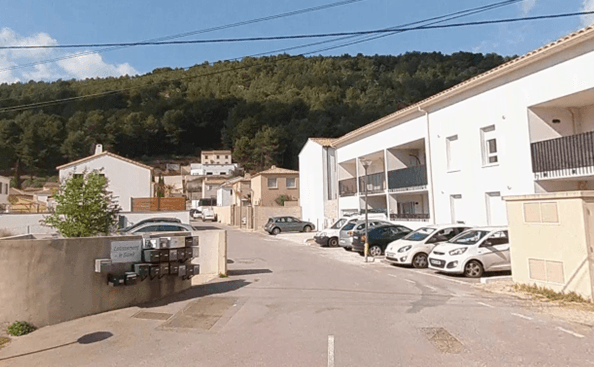 Maison d'habitation — CUGES-LES-PINS